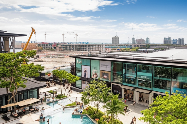 Commercial construction in Bali, showcasing resorts, shopping malls, co-working spaces, and infrastructure development.